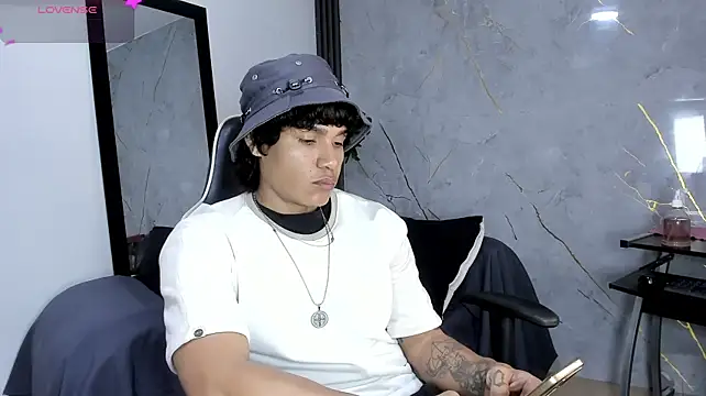 MaximilianRoth webkamerás műsora