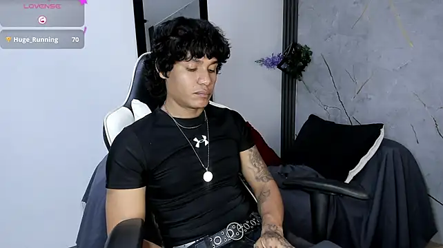 MaximilianRoth Шоу с уебкамера