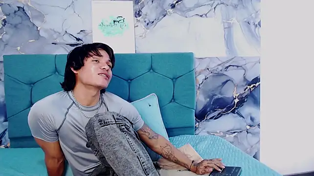 MaximilianRoth – webcam-show