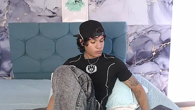 MaximilianRoth Webcam show