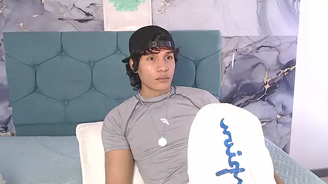 MaximilianRoth Webcam show