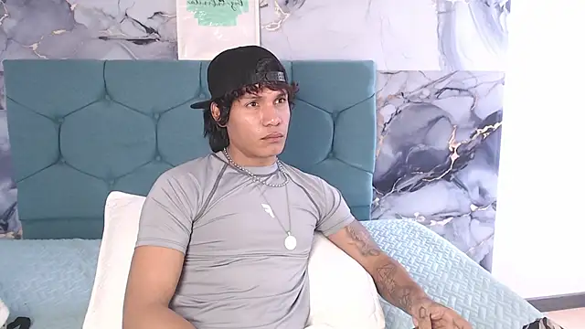 MaximilianRoth Webcam show
