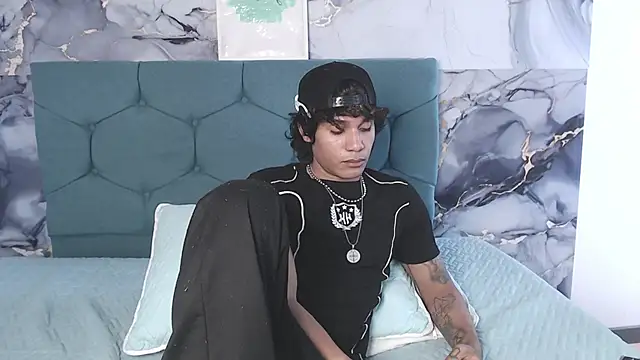 MaximilianRoth Webcam show