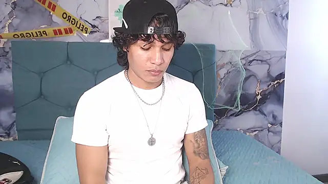 MaximilianRoth Webcam show