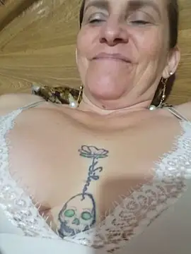 Chat +18 de SeductionSilera ao vivo