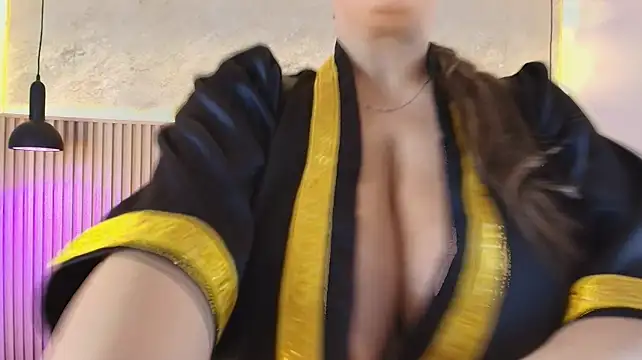 Webkamerová show big_tits_in_your_face