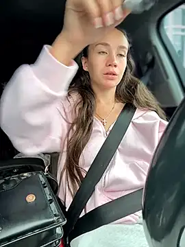 دردشة QuietNicole الجنسية المباشرة