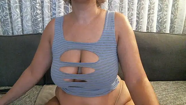 mysteriouscouple001 Live XXX-Chat