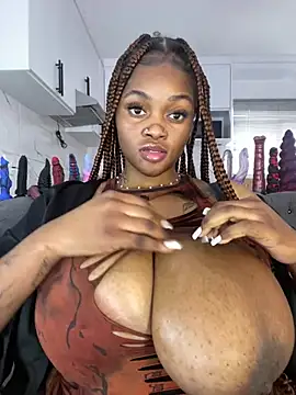 XXX chat uživo modela Yatted_Missy
