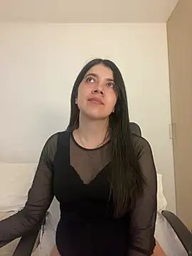 saori_10 লাইভ XXX চ্যাট
