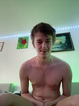 Toyjungee Adlı Modelin Canlı XXX Sohbeti