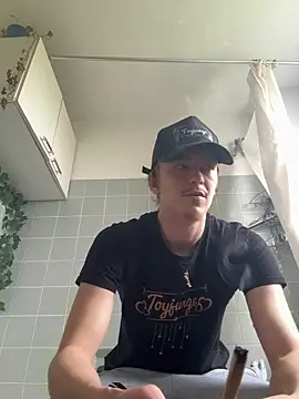 Toyjungee Show in webcam