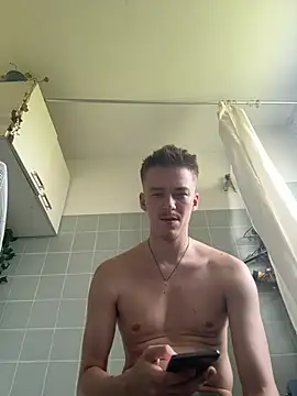 Toyjungee Show in webcam