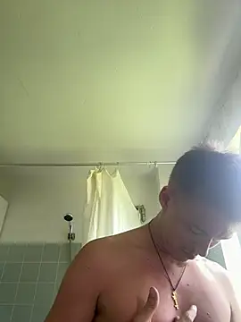 Toyjungee Adlı Modelin Canlı XXX Sohbeti