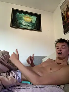 Онлайн чат XXX Toyjungee
