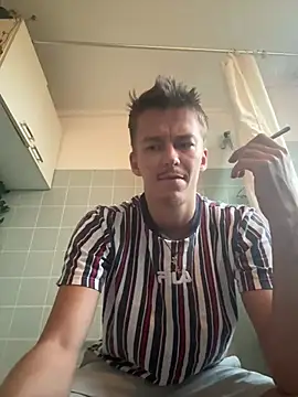 Pokazy przed kamerką – Toyjungee