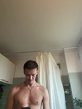 Toyjungee Show in webcam