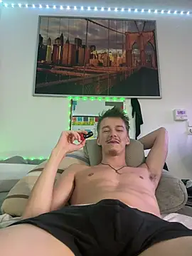 Toyjungee Show in webcam