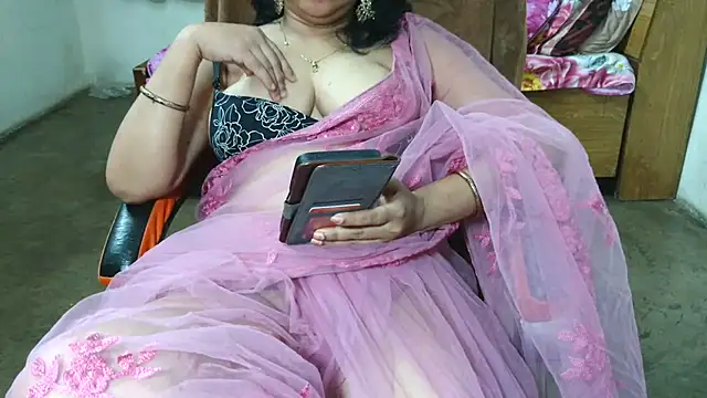 Cute_Mahi22 网络视讯表演