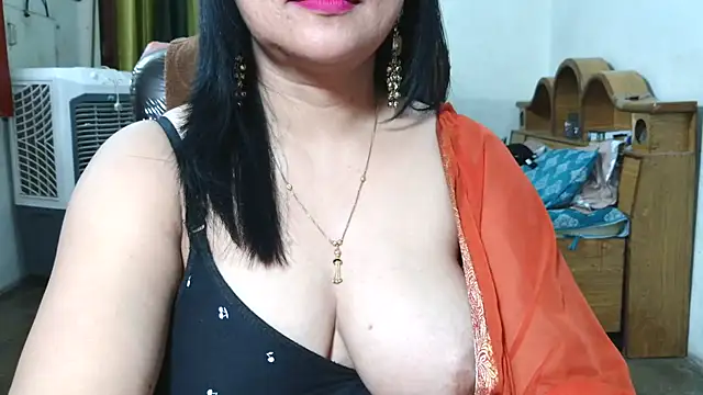 Pokazy przed kamerką – Cute_Mahi22