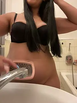 عرض كام Milana_UK