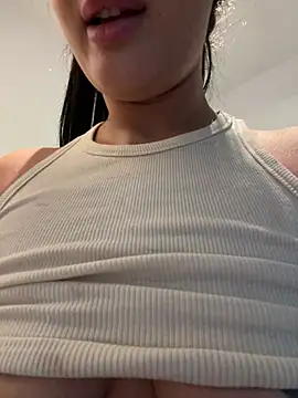 Milana_UK Adlı Modelin Web Kamerası Şovu