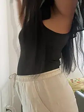 Milana_UK Adlı Modelin Web Kamerası Şovu