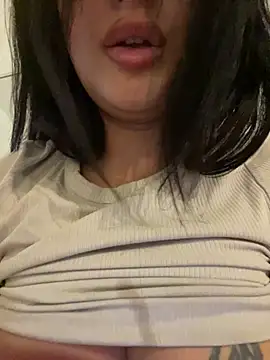 Show modela Milana_UK na web-kameri