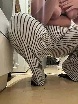 Milana_UK Adlı Modelin Web Kamerası Şovu