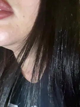 Milana_UK Adlı Modelin Web Kamerası Şovu