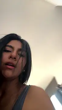 XXX chat uživo modela jennspicygirl