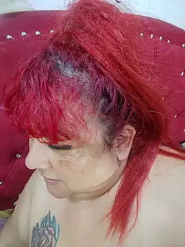 Nastymomslave 网络视讯表演