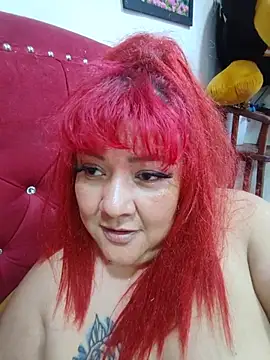 Nastymomslaven Webbikameraesitys