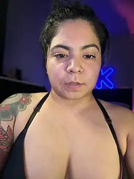 kimmiakiss22 Live Chatraum