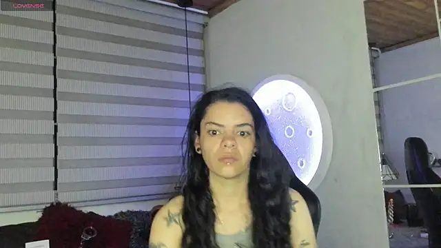 natasha_logan_'s Live XXX Chat