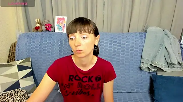 TayanaJons Adlı Modelin Canlı XXX Sohbeti