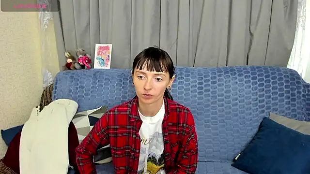 Chat +18 de TayanaJons ao vivo