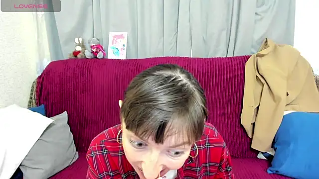 XXX chat uživo modela TayanaJons