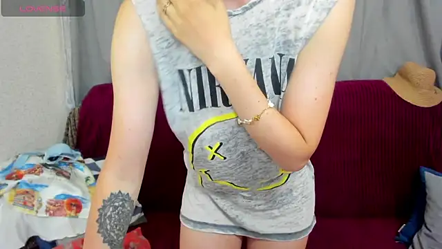 TayanaJons Chat XXX in diretta