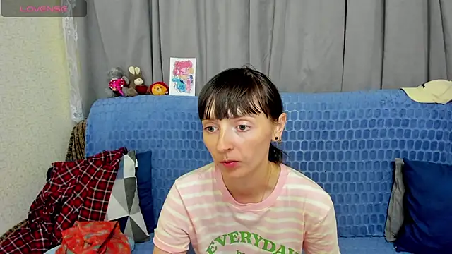 TayanaJons Adlı Modelin Canlı XXX Sohbeti
