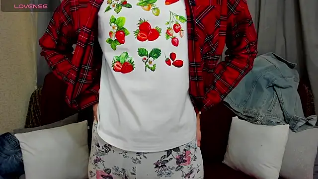 TayanaJons' Live XXX Chat
