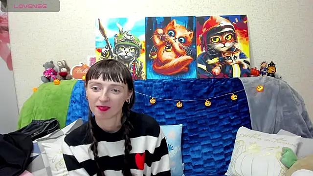 TayanaJons Show in webcam