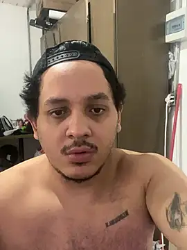 Show de Storm0512 na webcam