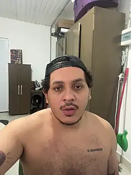 Show de Storm0512 na webcam