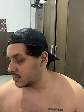 Show de Storm0512 na webcam