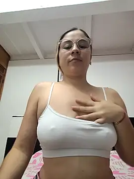 Czat XXX na żywo – selena_gomez2