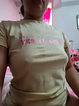 selena_gomez2's Live XXX Chat