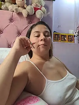 selena_gomez2's Live XXX Chat