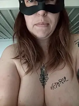 XXX chat uživo modela Dunitta