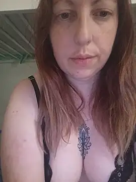 TheBlueDoll's Live XXX Chat
